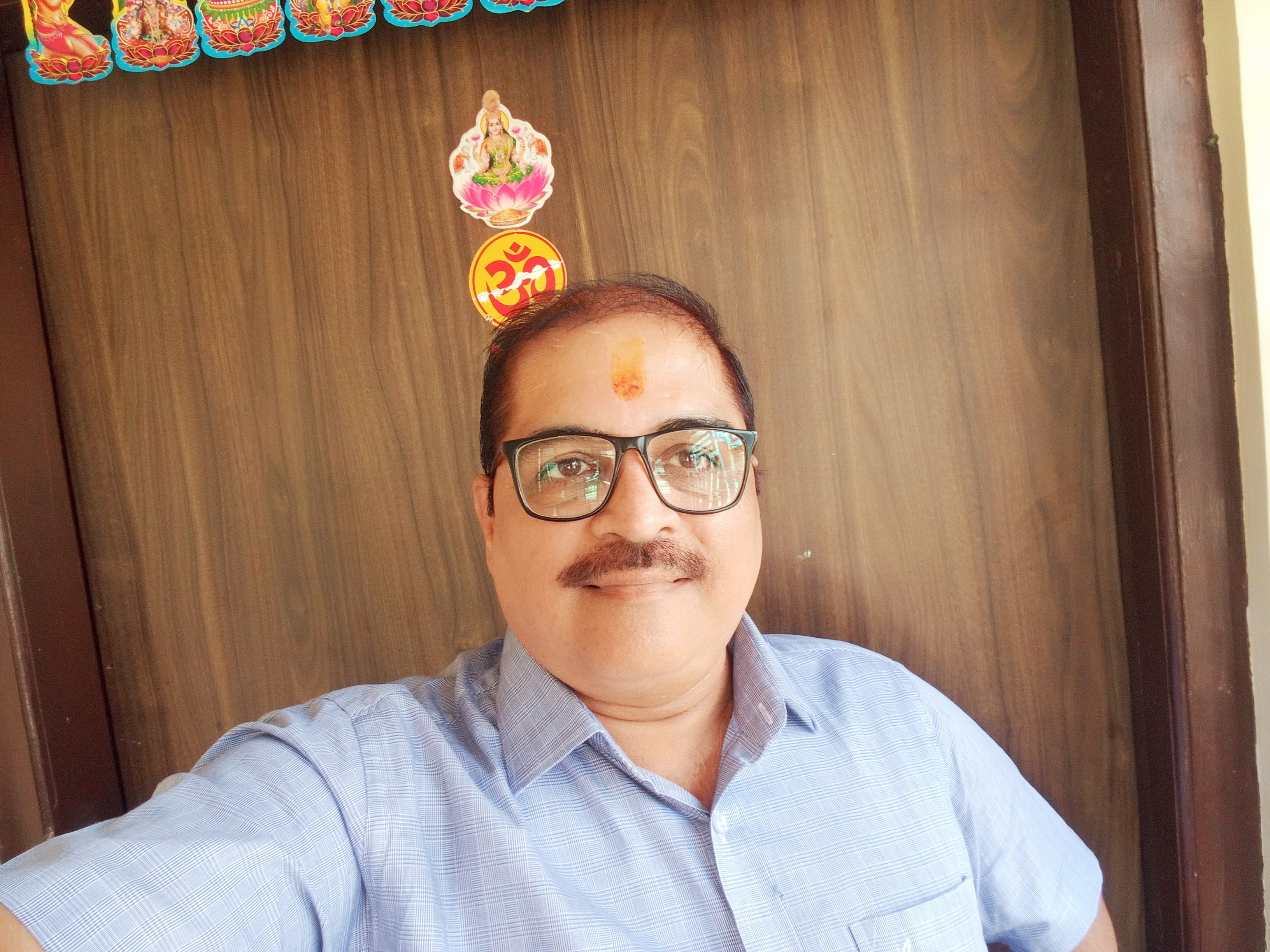 Contact Photo